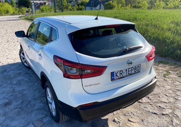 Nissan Qashqai cena 60900 przebieg: 224000, rok produkcji 2018 z Kielce małe 529